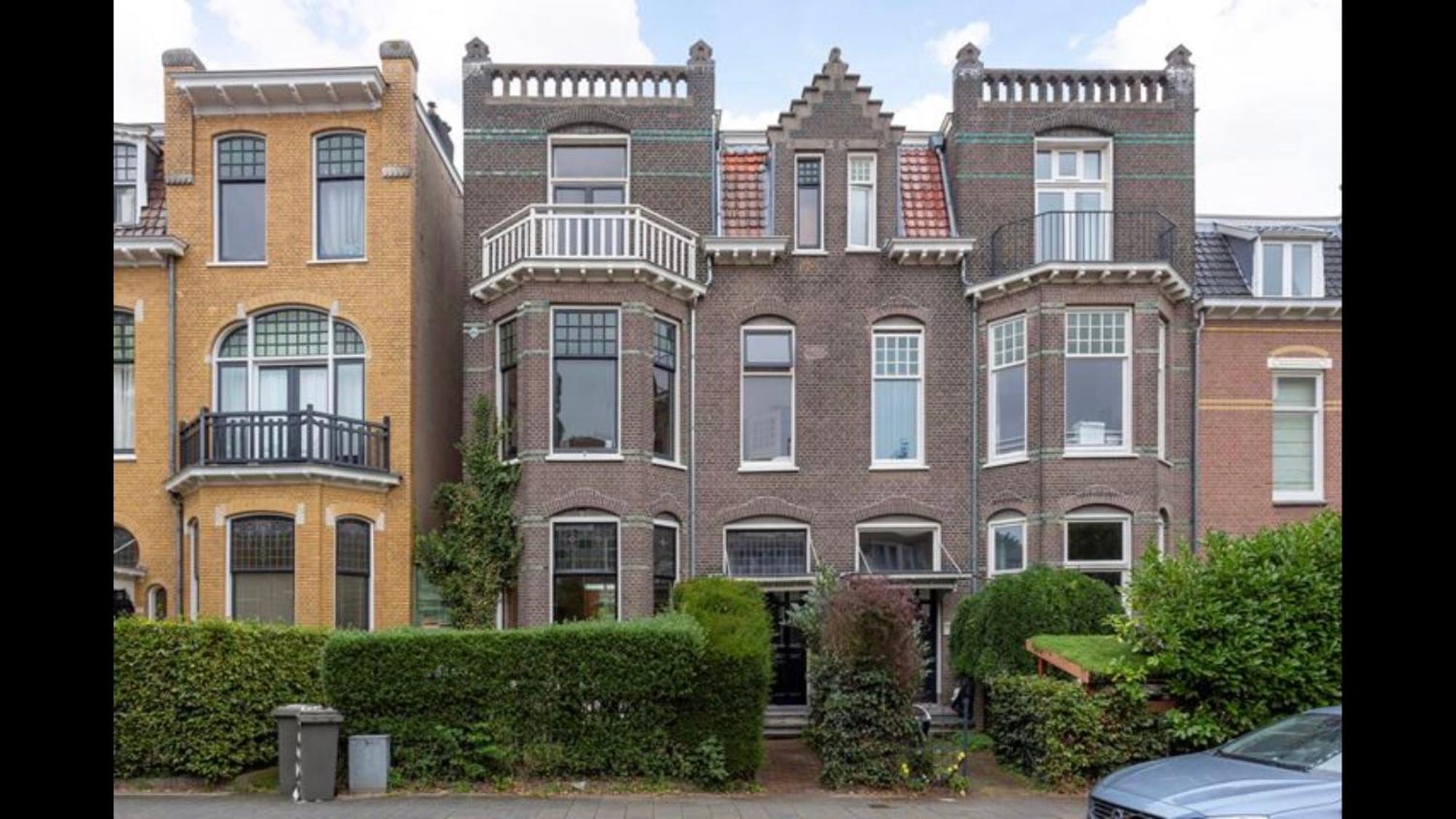 Het Huis Met De Barbies Arnhem Exterior photo